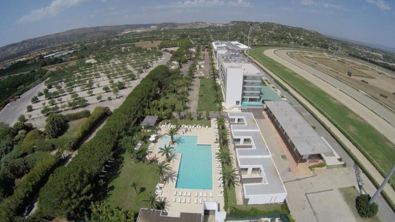 Eureka Palace Hotel Spa Resort 카시빌레 외부 사진