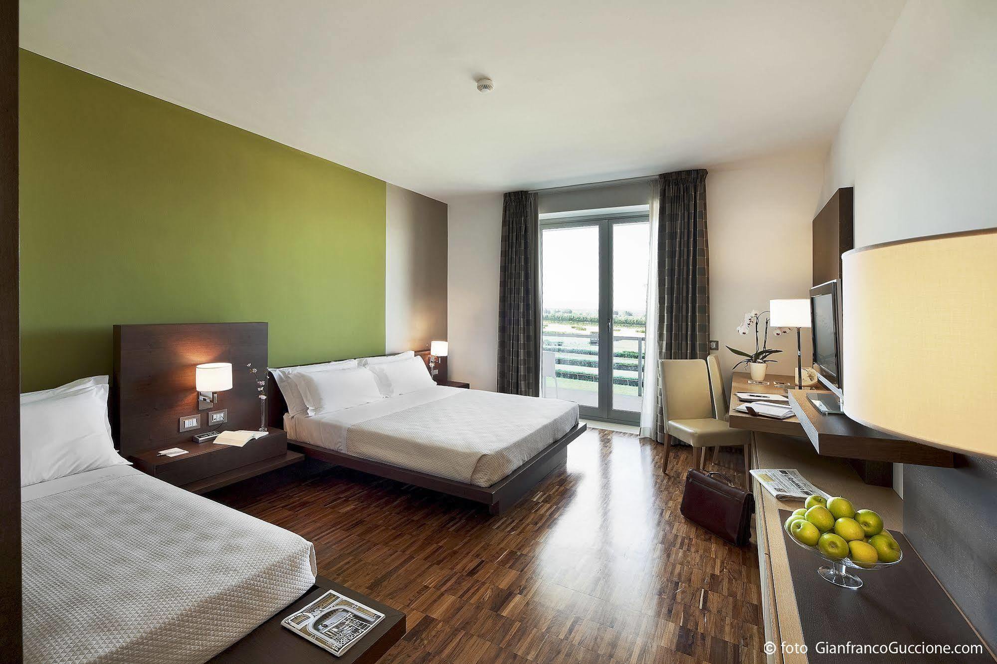 Eureka Palace Hotel Spa Resort 카시빌레 외부 사진
